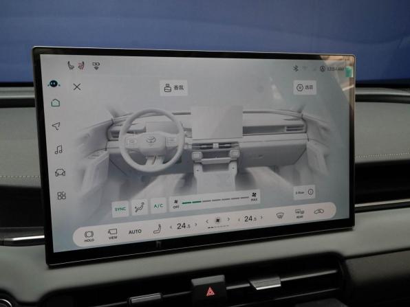 Toyota RAV4 VI (XA60) с пробегом 2026 года, цена 4 049 046 рублей, 72 км, внедорожник, Автокод Объявления