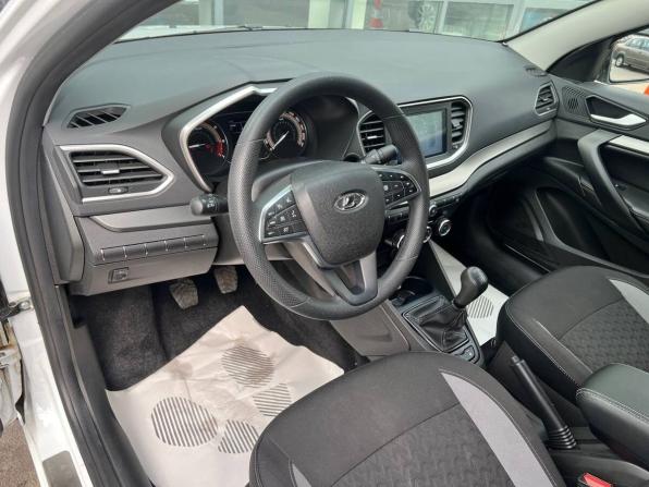 Lada (ВАЗ) Vesta I Рестайлинг (NG) с пробегом 2024 года, цена 1 180 000 рублей, 40000 км, седан, Автокод Объявления