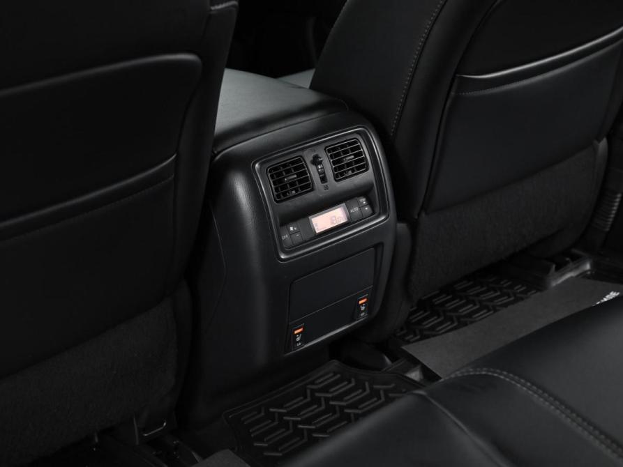 Nissan Pathfinder IV Москва  - изображение 15