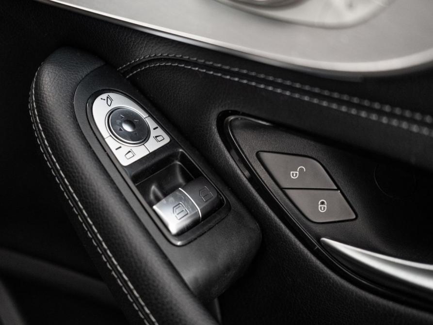 Mercedes-Benz C-Класс IV (W205) Иркутск  - изображение 17