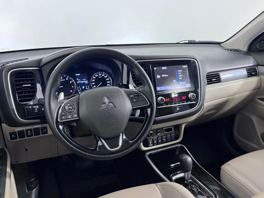 Mitsubishi Outlander III Рестайлинг 3 Ростов-на-Дону  - изображение 12