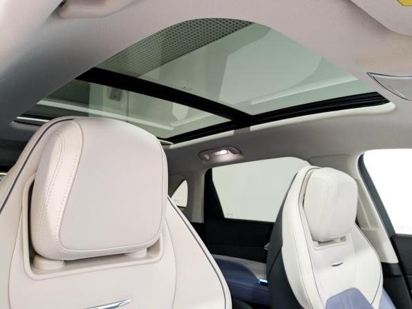 Hongqi HS3 с пробегом 2024 года, цена 2 950 000 рублей, 16944 км, внедорожник, Автокод Объявления