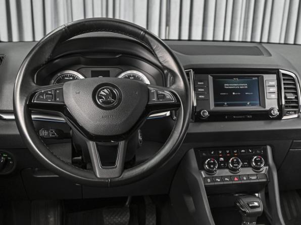 Skoda Karoq I с пробегом 2020 года, цена 2 423 540 рублей, 81149 км, внедорожник, Автокод Объявления
