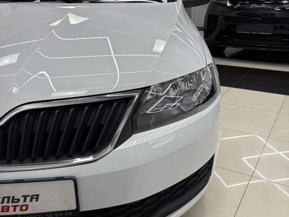 Skoda Rapid I Рестайлинг с пробегом 2019 года, цена 1 365 000 рублей, 61600 км, лифтбек, Автокод Объявления