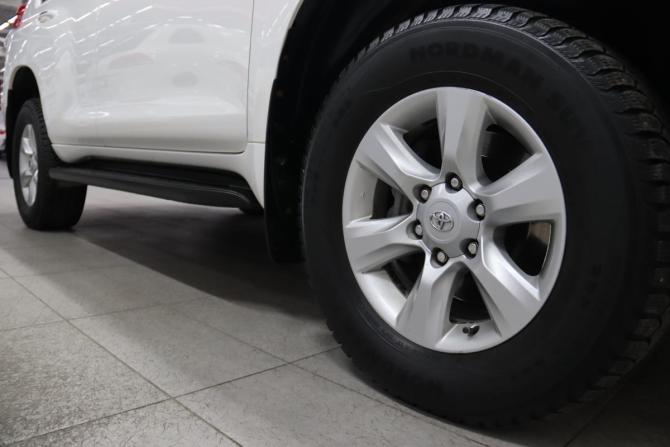 Toyota Land Cruiser Prado 150 Series с пробегом 2013 года, цена 2 465 650 рублей, 327780 км, внедорожник, Автокод Объявления