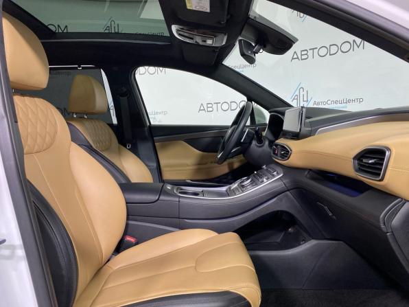 Hyundai Santa Fe IV Рестайлинг с пробегом 2021 года, цена 4 260 000 рублей, 48047 км, внедорожник, Автокод Объявления