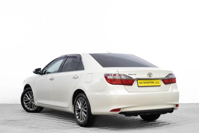 Toyota Camry VII (XV50) Рестайлинг 2 с пробегом 2018 года, цена 2 599 000 рублей, 115000 км, седан, Автокод Объявления