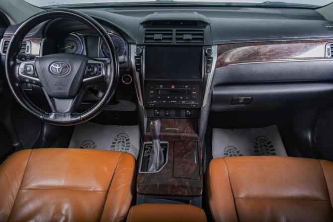 Toyota Camry VII (XV50) Рестайлинг с пробегом 2016 года, цена 2 499 000 рублей, 149999 км, седан, Автокод Объявления