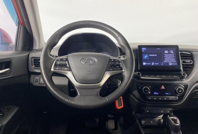 Hyundai Solaris II Рестайлинг с пробегом 2021 года, цена 1 650 000 рублей, 88905 км, седан, Автокод Объявления