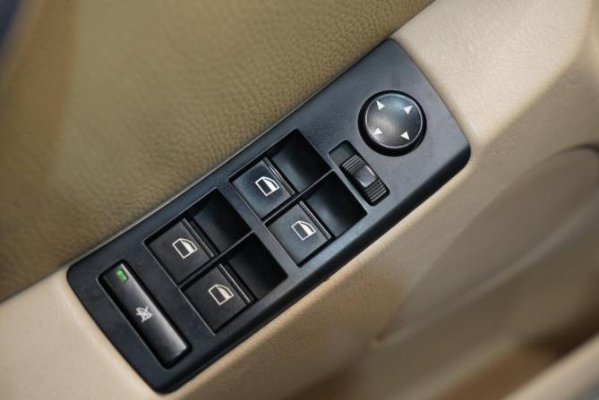 BMW X5 I (E53) Рестайлинг с пробегом 2004 года, цена 1 340 000 рублей, 329085 км, внедорожник, Автокод Объявления