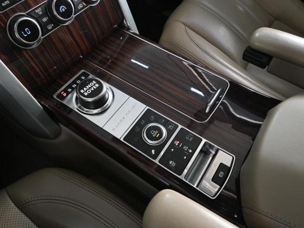 Land Rover Range Rover IV с пробегом 2015 года, цена 3 499 000 рублей, 196994 км, внедорожник, Автокод Объявления