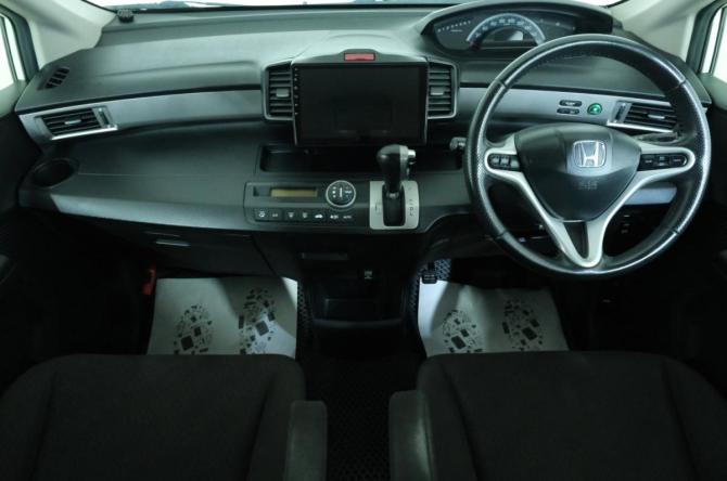 Honda Freed I Рестайлинг с пробегом 2012 года, цена 1 179 000 рублей, 162000 км, компактвэн, Автокод Объявления