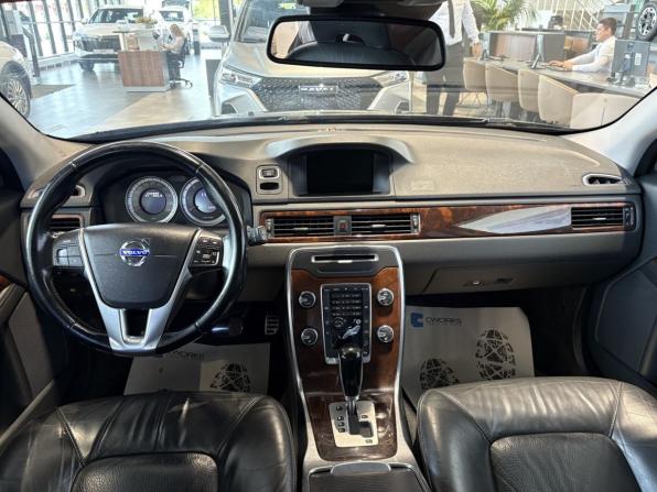 Volvo XC70 II с пробегом 2011 года, цена 1 305 400 рублей, 233983 км, универсал, Автокод Объявления
