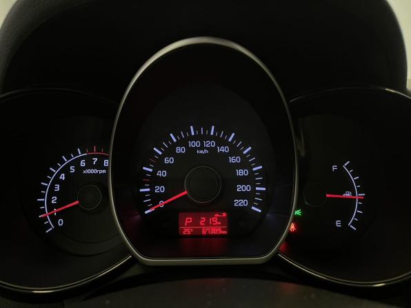 Kia Rio III Рестайлинг с пробегом 2016 года, цена 1 195 000 рублей, 67000 км, седан, Автокод Объявления