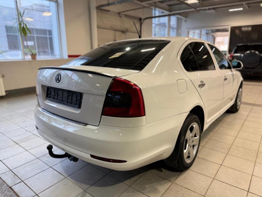 Skoda Octavia II (A5) Рестайлинг Челябинск  - изображение 4