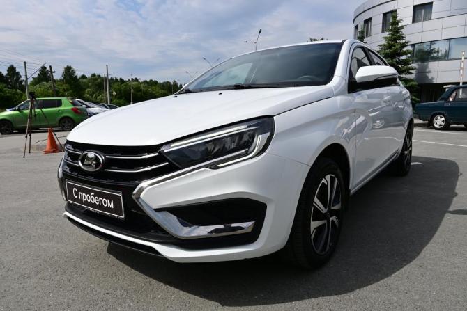 Lada (ВАЗ) Vesta I Рестайлинг (NG) с пробегом 2023 года, цена 1 225 000 рублей, 38000 км, седан, Автокод Объявления