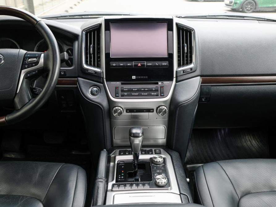 Toyota Land Cruiser 200 Series Рестайлинг 2 Москва  - изображение 15