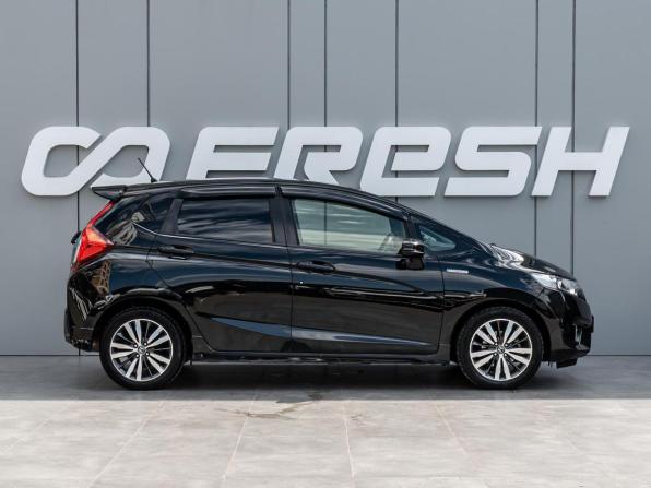 Honda Fit III с пробегом 2015 года, цена 850 000 рублей, 274048 км, хэтчбек, Автокод Объявления