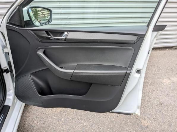 Skoda Rapid II с пробегом 2021 года, цена 1 200 000 рублей, 153264 км, лифтбек, Автокод Объявления