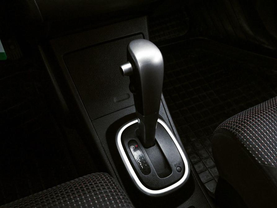 Nissan Tiida I Рестайлинг Екатеринбург  - изображение 10