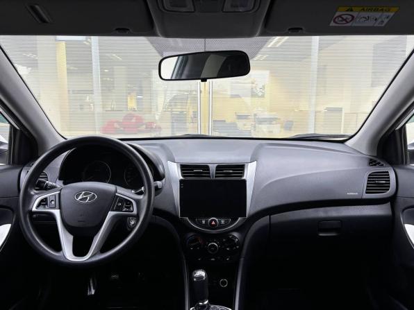 Hyundai Solaris I Рестайлинг с пробегом 2016 года, цена 890 000 рублей, 165269 км, седан, Автокод Объявления