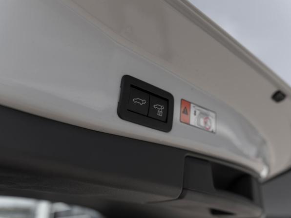 Toyota RAV4 VI (XA60) с пробегом 2026 года, цена 4 300 000 рублей, 10 км, внедорожник, Автокод Объявления