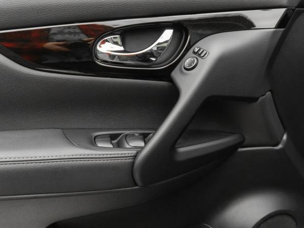 Nissan Qashqai II с пробегом 2014 года, цена 1 730 000 рублей, 94128 км, внедорожник, Автокод Объявления