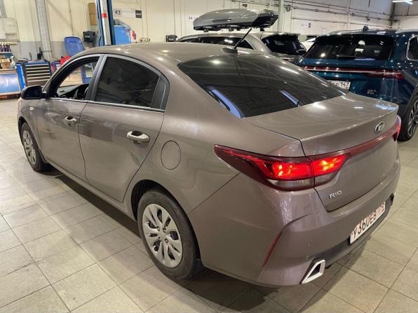 Kia Rio IV Рестайлинг с пробегом 2020 года, цена 1 450 000 рублей, 104067 км, седан, Автокод Объявления