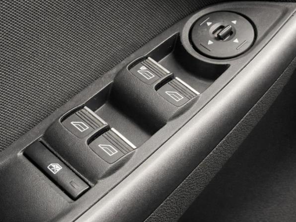 Ford Focus III Рестайлинг с пробегом 2015 года, цена 1 137 000 рублей, 110725 км, хэтчбек, Автокод Объявления