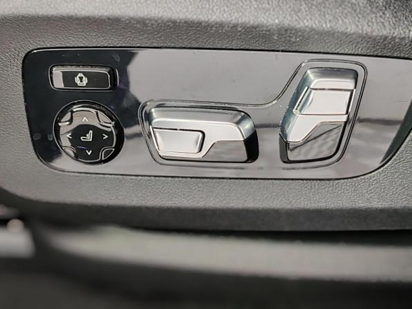 BMW X6 III (G06) Рестайлинг с пробегом 2023 года, цена 9 999 000 рублей, 43135 км, внедорожник, Автокод Объявления