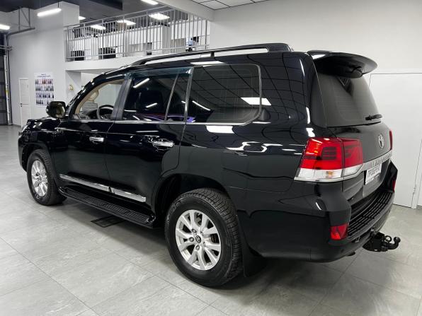 Toyota Land Cruiser 200 Series Рестайлинг 2 с пробегом 2016 года, цена 4 800 000 рублей, 235278 км, внедорожник, Автокод Объявления