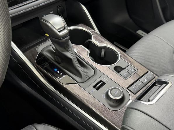 Toyota Highlander IV (XU70) с пробегом 2026 года, цена 5 500 000 рублей, 33 км, внедорожник, Автокод Объявления