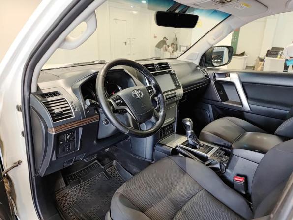 Toyota Land Cruiser Prado 150 Series Рестайлинг 2 с пробегом 2018 года, цена 4 600 000 рублей, 283432 км, внедорожник, Автокод Объявления