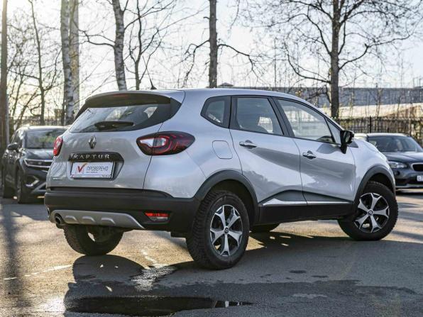 Renault Kaptur I с пробегом 2018 года, цена 1 260 000 рублей, 101414 км, внедорожник, Автокод Объявления