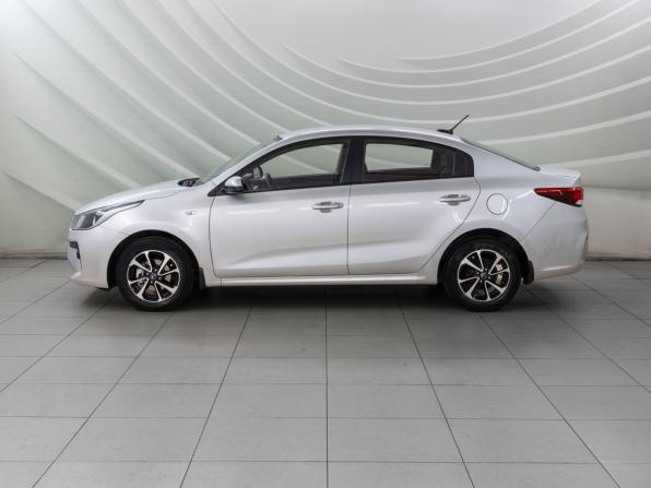 Kia Rio IV с пробегом 2017 года, цена 1 468 000 рублей, 90930 км, седан, Автокод Объявления