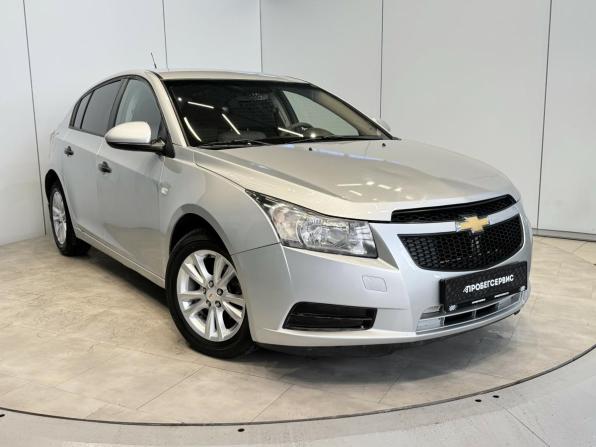 Chevrolet Cruze I с пробегом 2012 года, цена 750 000 рублей, 220000 км, хэтчбек, Автокод Объявления