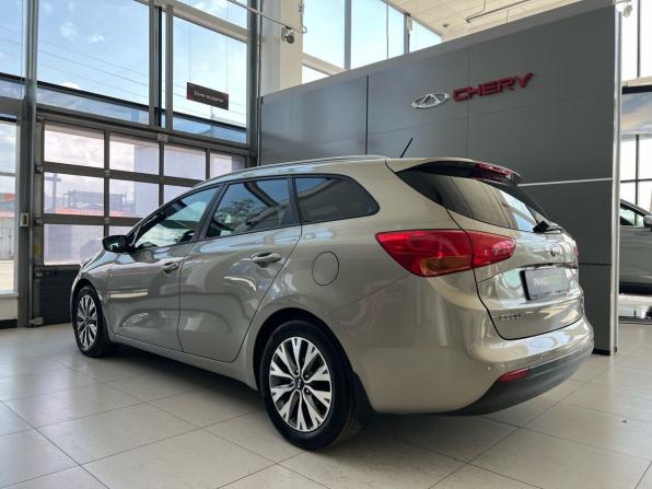 Kia Ceed II Рестайлинг с пробегом 2016 года, цена 1 399 000 рублей, 122507 км, универсал, Автокод Объявления