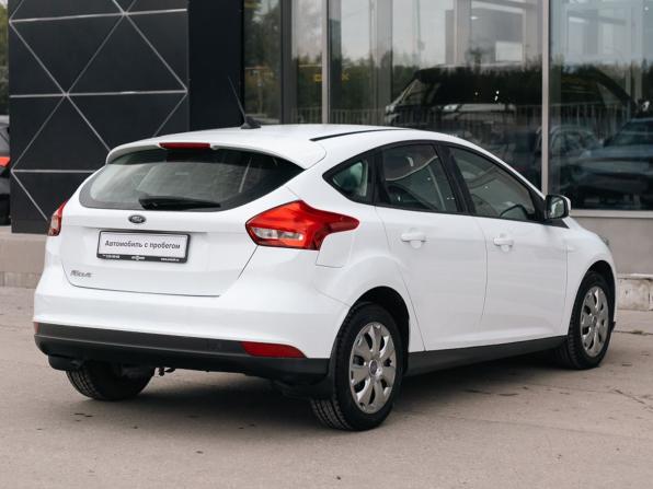 Ford Focus III Рестайлинг с пробегом 2018 года, цена 1 295 000 рублей, 27328 км, хэтчбек, Автокод Объявления