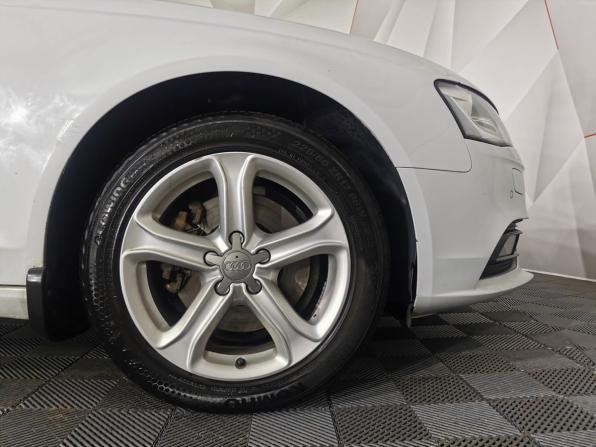 Audi A4 IV (B8) Рестайлинг с пробегом 2013 года, цена 1 175 000 рублей, 190981 км, седан, Автокод Объявления