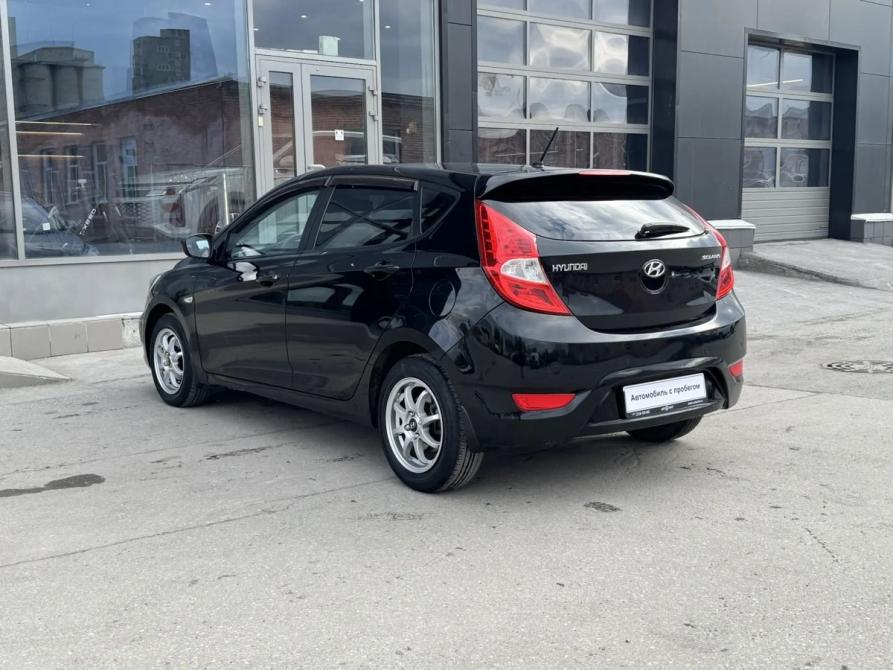 Hyundai Solaris I Новосибирск  - изображение 7