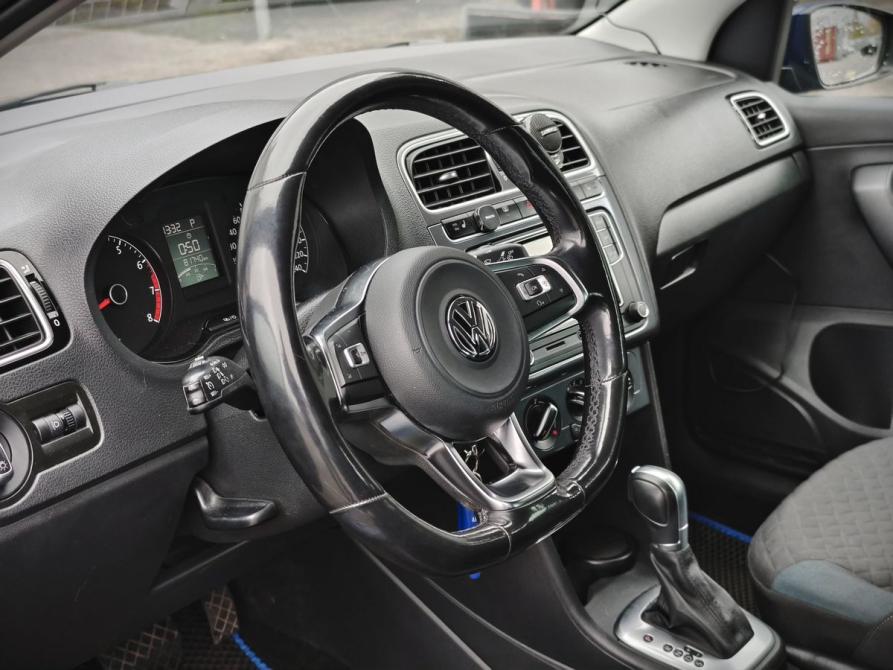 Volkswagen Polo V Рестайлинг Санкт-Петербург  - изображение 7