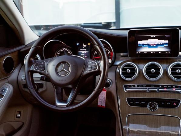 Mercedes-Benz C-Класс IV (W205) с пробегом 2015 года, цена 1 899 000 рублей, 216830 км, седан, Автокод Объявления
