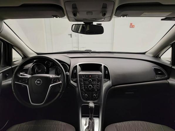 Opel Astra J Рестайлинг с пробегом 2012 года, цена 759 000 рублей, 167765 км, хэтчбек, Автокод Объявления