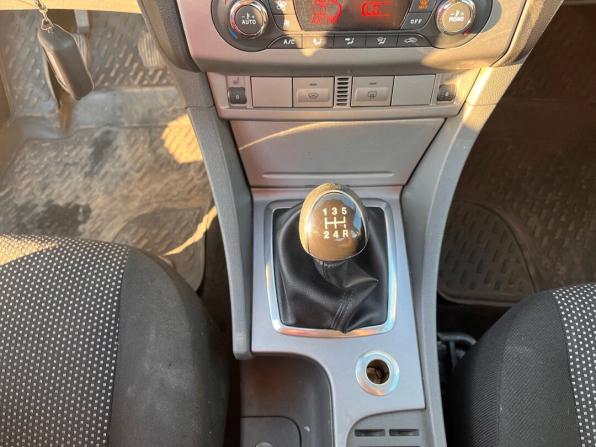 Ford Focus II Рестайлинг с пробегом 2010 года, цена 450 000 рублей, 245712 км, седан, Автокод Объявления
