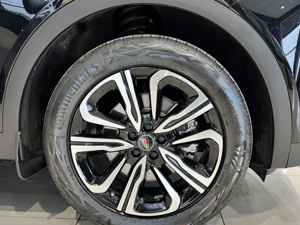Новый Hongqi HS7 II 2025 года, цена 5 590 000 рублей, внедорожник, Автокод Объявления