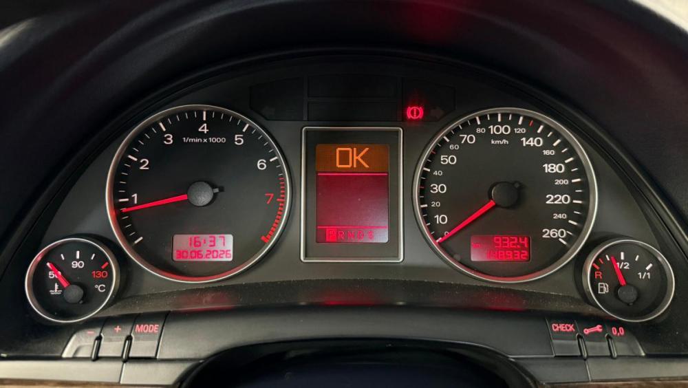 Audi A4 III (B7) Тюмень  - изображение 9
