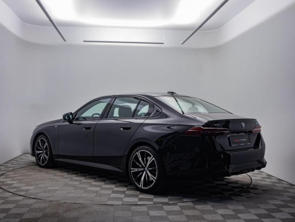 BMW 5 серии VIII (G60/G61/G68) с пробегом 2025 года, цена 11 990 000 рублей, 15000 км, седан, Автокод Объявления