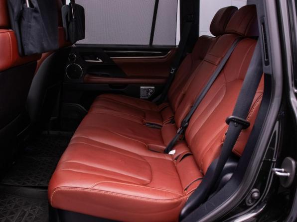 Lexus LX III Рестайлинг 2 с пробегом 2017 года, цена 7 298 000 рублей, 131001 км, внедорожник, Автокод Объявления