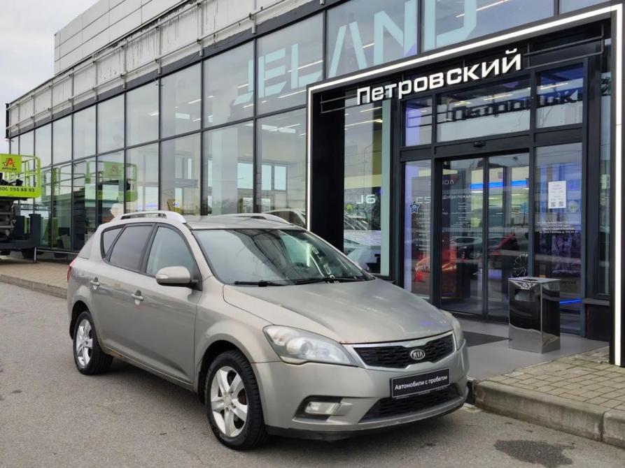 Kia Ceed I Рестайлинг Санкт-Петербург  - изображение 1