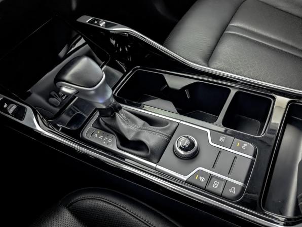 Kia Sorento IV с пробегом 2021 года, цена 3 750 000 рублей, 84197 км, внедорожник, Автокод Объявления